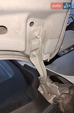 Внедорожник / Кроссовер Hyundai Santa FE 2012 в 