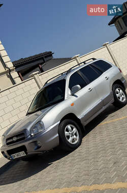 Внедорожник / Кроссовер Hyundai Santa FE 2005 в 