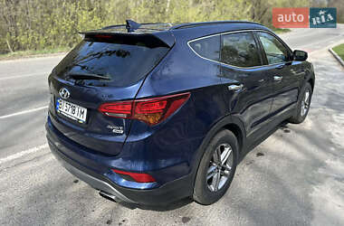 Внедорожник / Кроссовер Hyundai Santa FE 2017 в 