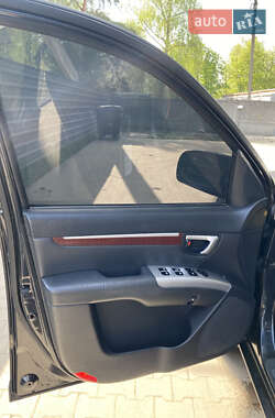 Позашляховик / Кросовер Hyundai Santa FE 2006 в 