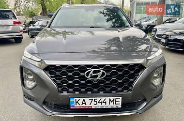 Позашляховик / Кросовер Hyundai Santa FE 2019 в 