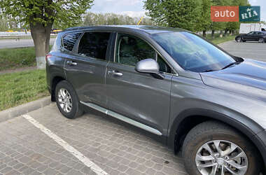 Внедорожник / Кроссовер Hyundai Santa FE 2019 в 