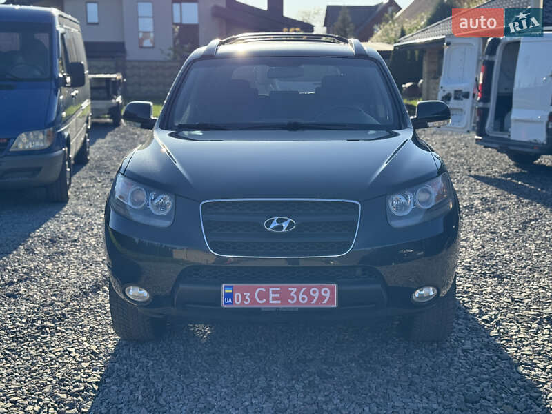 Внедорожник / Кроссовер Hyundai Santa FE 2009 в 