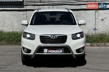 Позашляховик / Кросовер Hyundai Santa FE 2010 в 