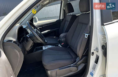 Позашляховик / Кросовер Hyundai Santa FE 2010 в 