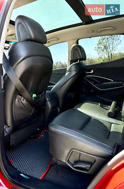 Позашляховик / Кросовер Hyundai Santa FE 2013 в 