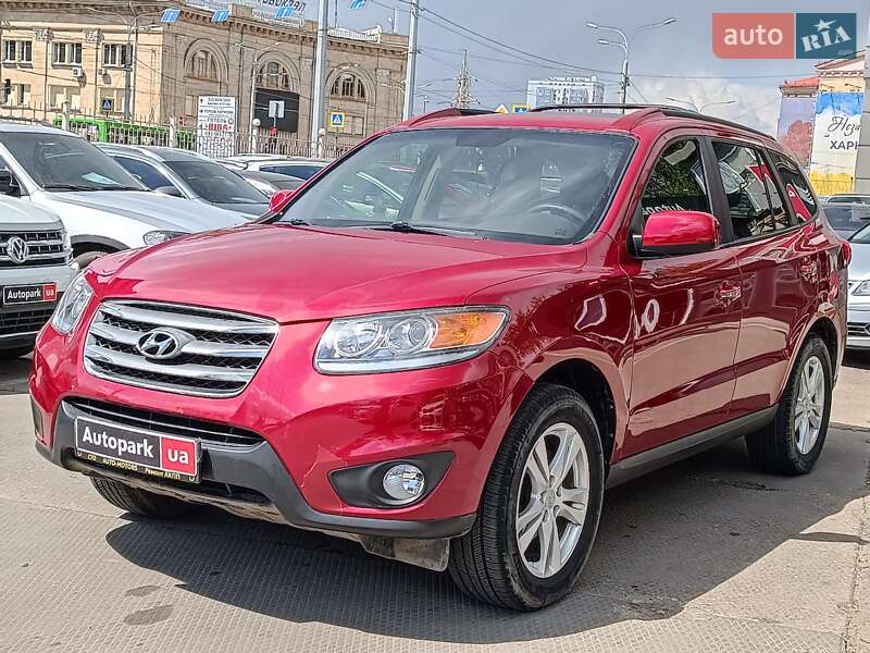Внедорожник / Кроссовер Hyundai Santa FE 2012 в 