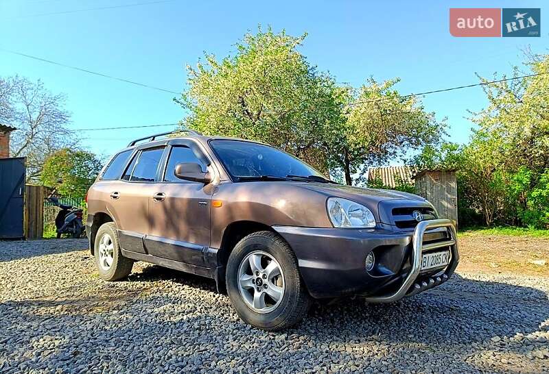 Позашляховик / Кросовер Hyundai Santa FE 2005 в 