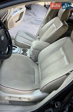 Внедорожник / Кроссовер Hyundai Santa FE 2006 в 