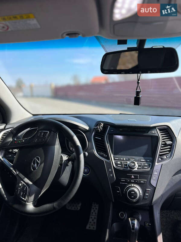 Внедорожник / Кроссовер Hyundai Santa FE 2012 в Виннице