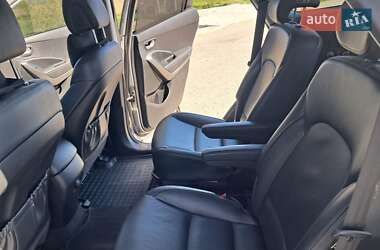 Позашляховик / Кросовер Hyundai Santa FE 2013 в 