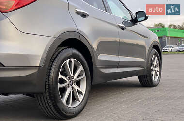 Внедорожник / Кроссовер Hyundai Santa FE 2014 в 