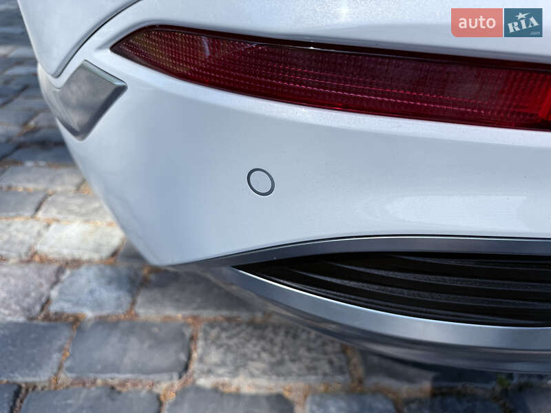 Позашляховик / Кросовер Hyundai Santa FE 2020 в Києві