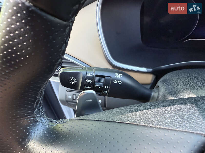 Позашляховик / Кросовер Hyundai Santa FE 2020 в Києві