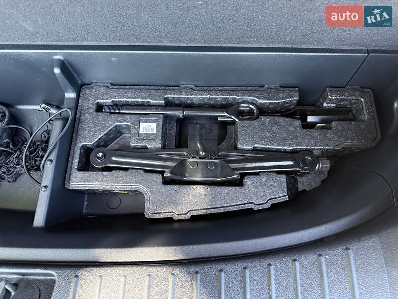 Позашляховик / Кросовер Hyundai Santa FE 2020 в Києві