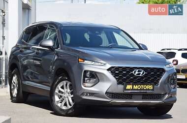 Внедорожник / Кроссовер Hyundai Santa FE 2019 в 