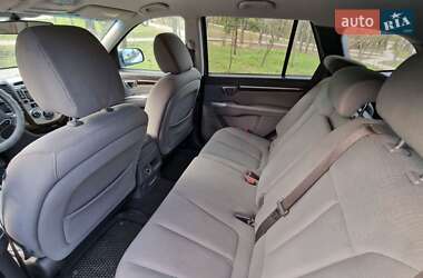 Позашляховик / Кросовер Hyundai Santa FE 2010 в 