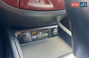 Позашляховик / Кросовер Hyundai Santa FE 2007 в 