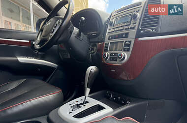 Позашляховик / Кросовер Hyundai Santa FE 2007 в 