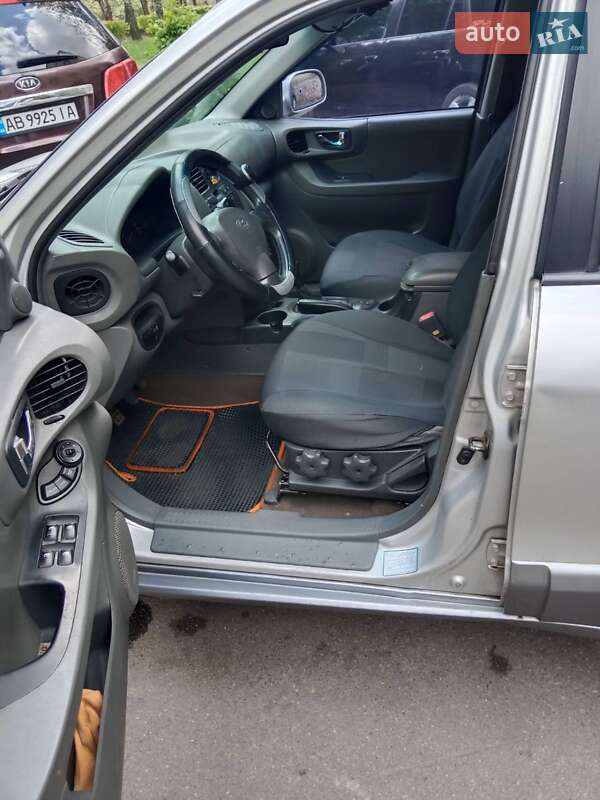 Внедорожник / Кроссовер Hyundai Santa FE 2002 в Виннице