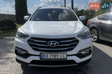 Внедорожник / Кроссовер Hyundai Santa FE 2017 в 