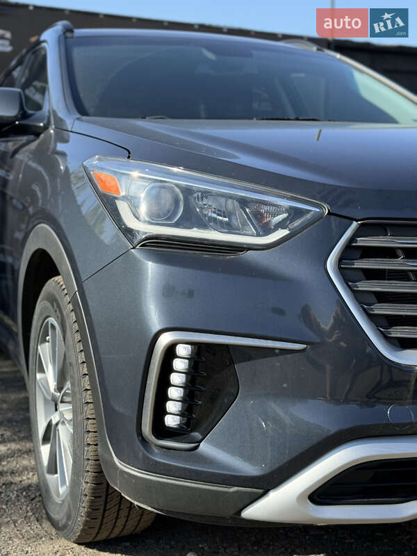 Позашляховик / Кросовер Hyundai Santa FE 2018 в Києві