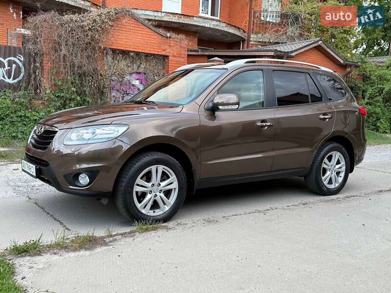 Позашляховик / Кросовер Hyundai Santa FE 2011 в Харкові