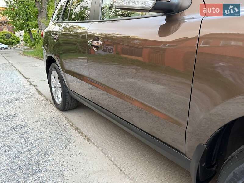 Позашляховик / Кросовер Hyundai Santa FE 2011 в Харкові