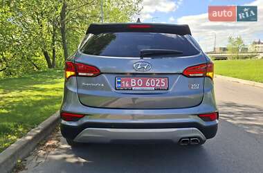 Внедорожник / Кроссовер Hyundai Santa FE 2016 в 