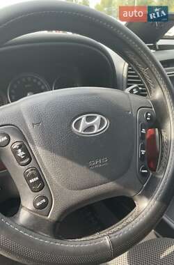 Позашляховик / Кросовер Hyundai Santa FE 2007 в 