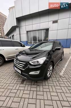 Позашляховик / Кросовер Hyundai Santa FE 2013 в 