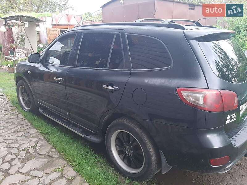 Позашляховик / Кросовер Hyundai Santa FE 2010 в Калуші