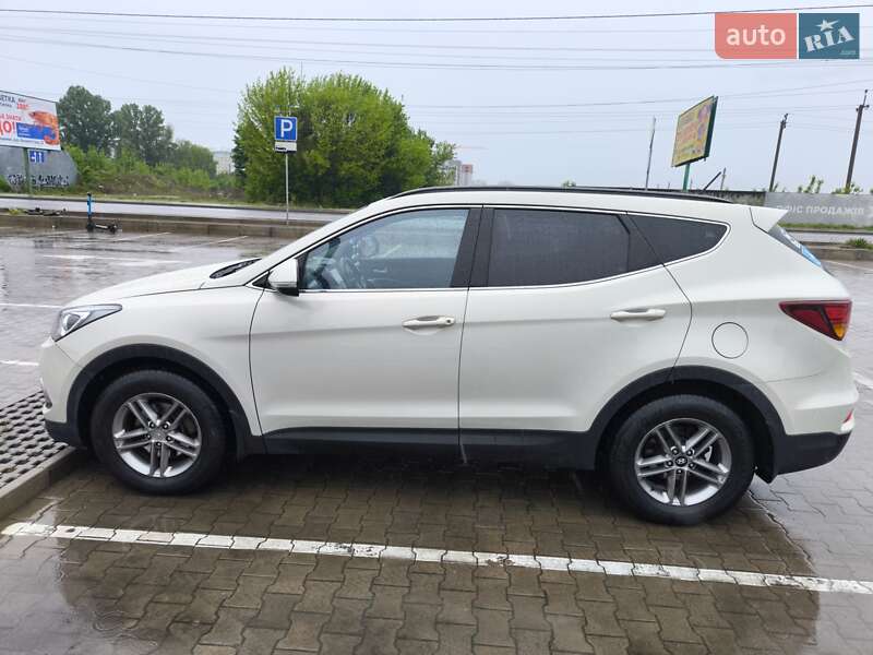 Позашляховик / Кросовер Hyundai Santa FE 2015 в Києві