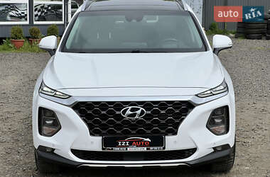 Внедорожник / Кроссовер Hyundai Santa FE 2019 в 