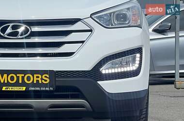 Внедорожник / Кроссовер Hyundai Santa FE 2014 в 