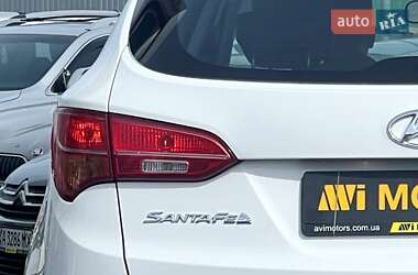 Внедорожник / Кроссовер Hyundai Santa FE 2014 в 