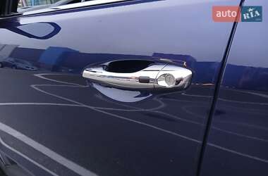 Позашляховик / Кросовер Hyundai Santa FE 2016 в 