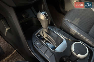Внедорожник / Кроссовер Hyundai Santa FE 2012 в 