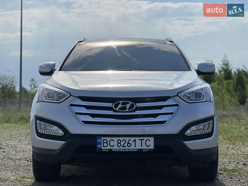 Позашляховик / Кросовер Hyundai Santa FE 2013 в Львові