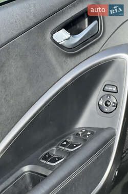 Внедорожник / Кроссовер Hyundai Santa FE 2013 в Львове