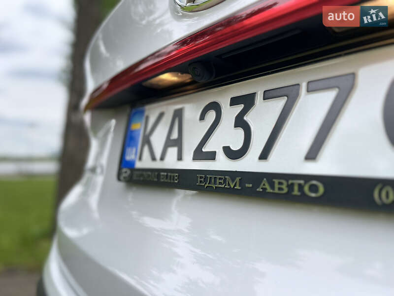 Позашляховик / Кросовер Hyundai Santa FE 2021 в Києві