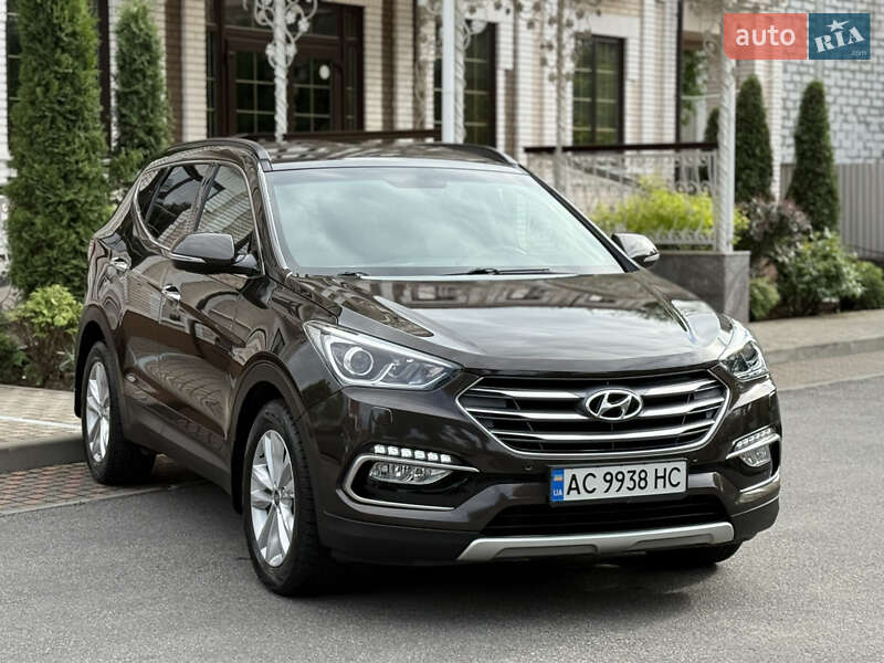 Позашляховик / Кросовер Hyundai Santa FE 2017 в Вінниці