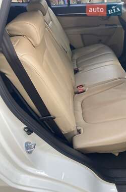 Позашляховик / Кросовер Hyundai Santa FE 2011 в 