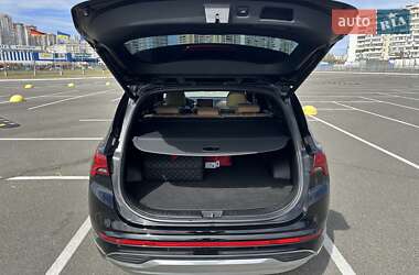 Внедорожник / Кроссовер Hyundai Santa FE 2020 в 