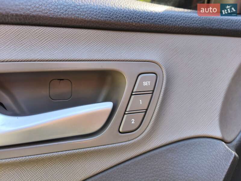 Позашляховик / Кросовер Hyundai Santa FE 2013 в Дніпрі