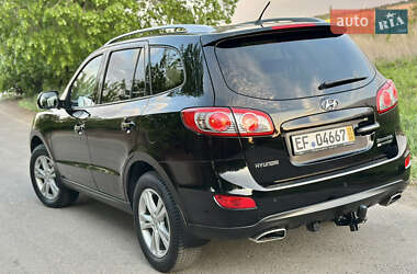 Позашляховик / Кросовер Hyundai Santa FE 2011 в 