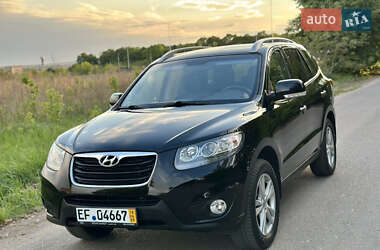 Позашляховик / Кросовер Hyundai Santa FE 2011 в 