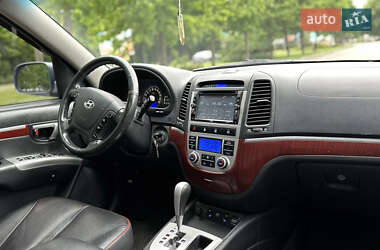 Позашляховик / Кросовер Hyundai Santa FE 2007 в 