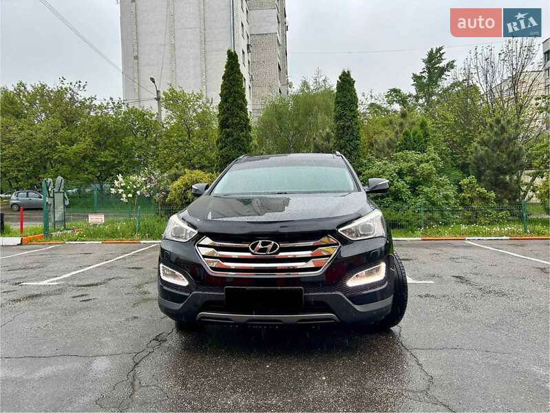 Позашляховик / Кросовер Hyundai Santa FE 2014 в Харкові