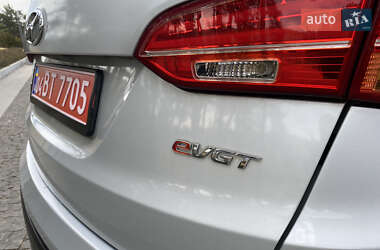 Позашляховик / Кросовер Hyundai Santa FE 2014 в 